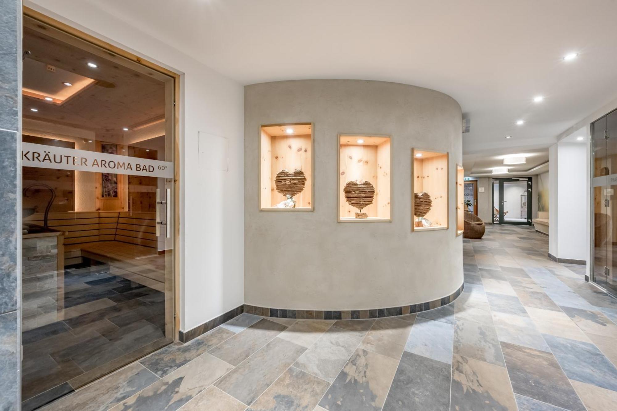 Tilia Living - B&B Mit Dem Komfort Eines Kleinen, Feinen Hotels Ried im Oberinntal Luaran gambar